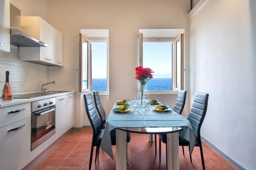 דירות אלגהרו Panoramic Bastioni Sea View מראה חיצוני תמונה