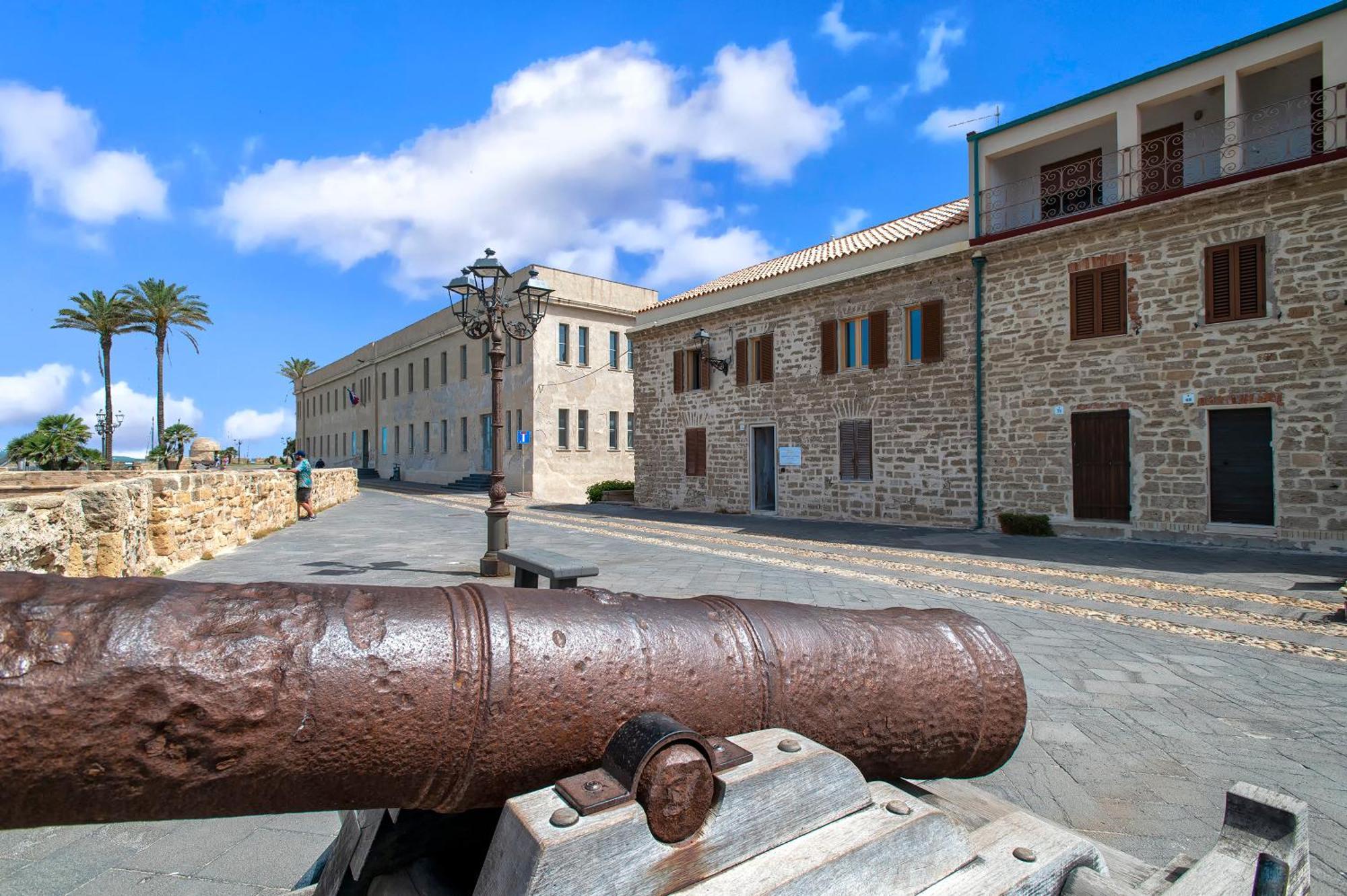 דירות אלגהרו Panoramic Bastioni Sea View מראה חיצוני תמונה