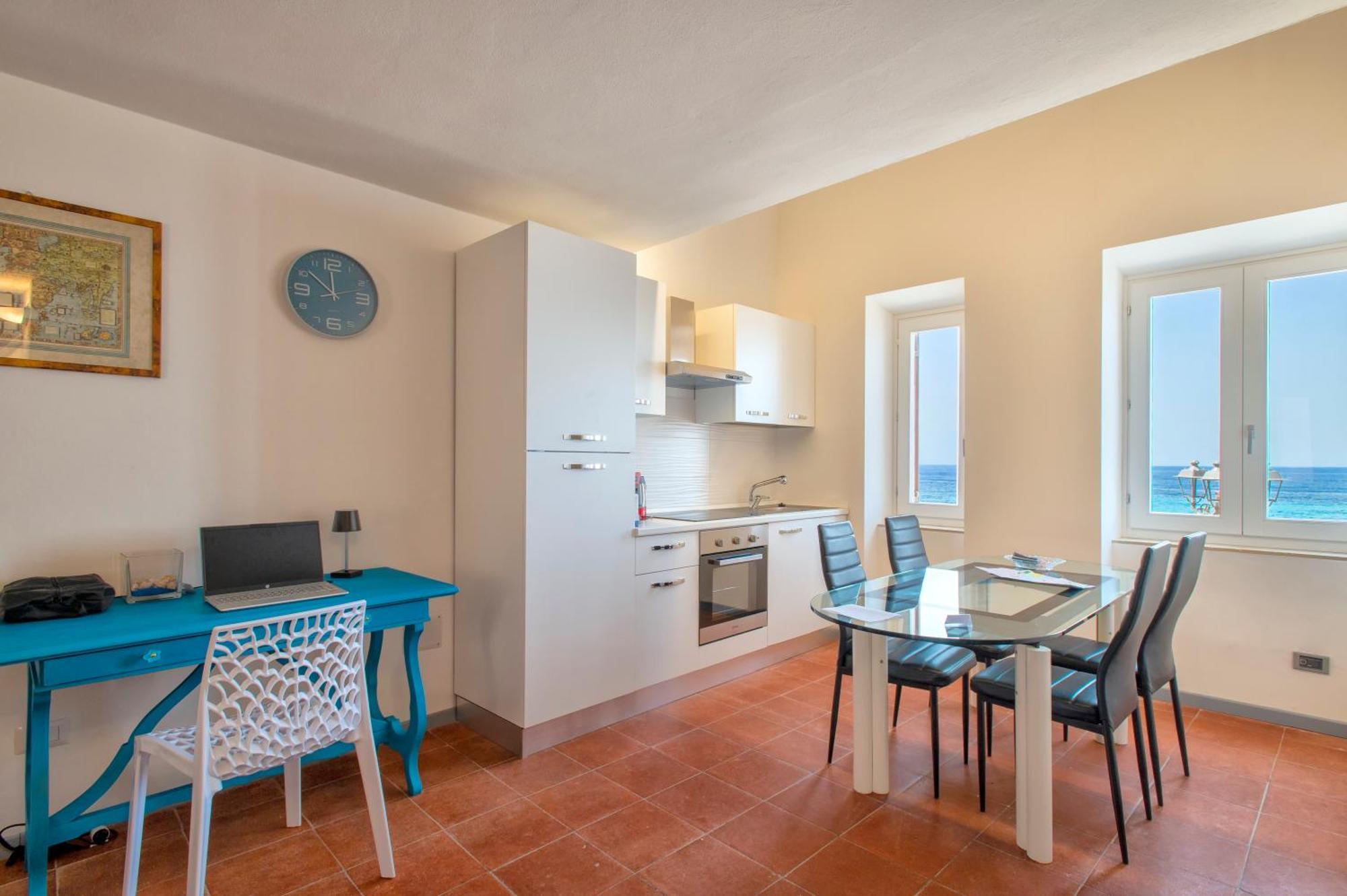 דירות אלגהרו Panoramic Bastioni Sea View מראה חיצוני תמונה